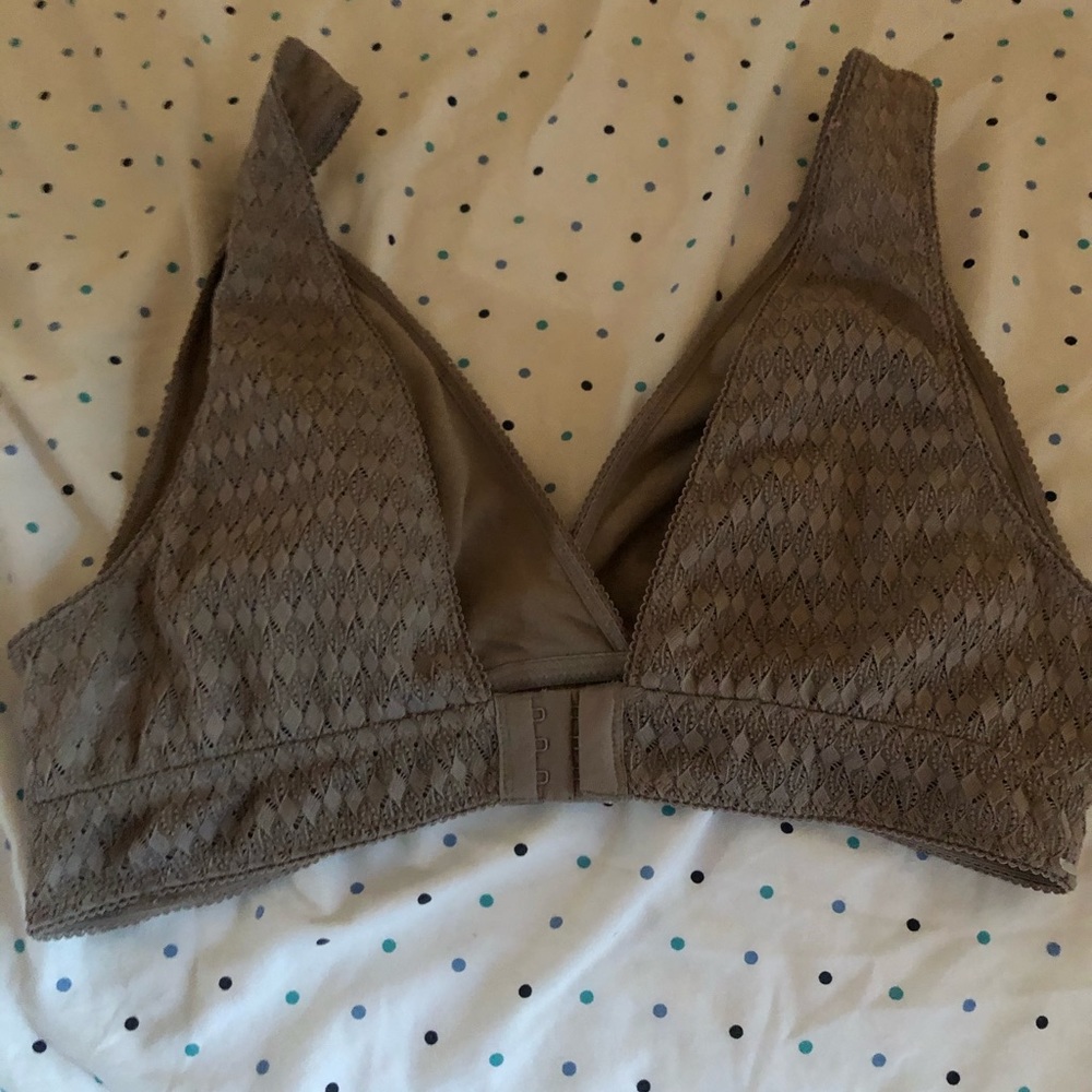 Secret Treasures bralette - Picture 2 of 3